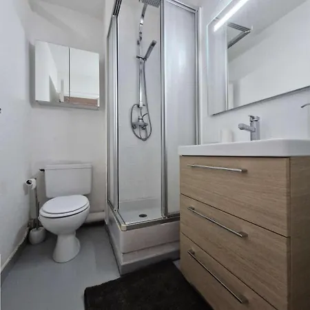 Nautica - 3 Personnes Le Barcares. Ref: 9nau11_23 Mae-9341 * Le Barcarès