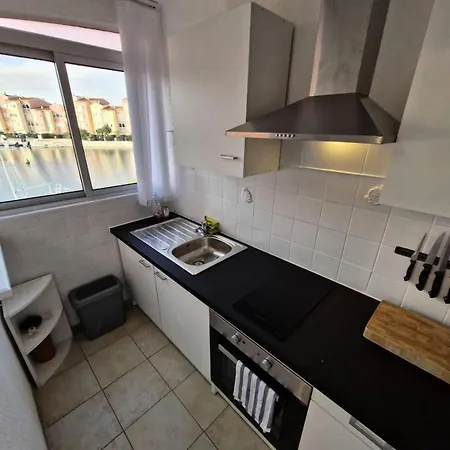 Nautica - 3 Personnes Le Barcares. Ref: 9nau11_23 Mae-9341 *